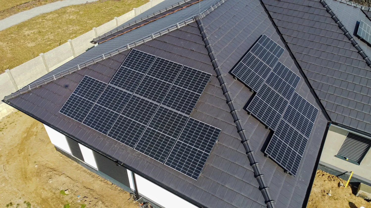 Fotovoltaická elektrárna Dolní Bojanovice, letecký pohled