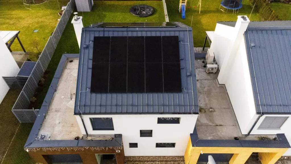 Fotovoltaická elektrárna na střeše rodinného domu, Moravské Knínice