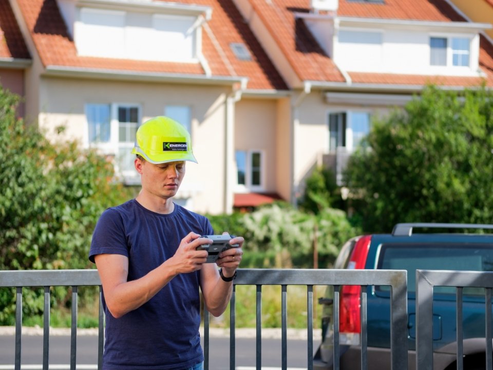 Fotovoltaická elektrárna společnosti Biopharm v Chotouni